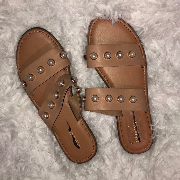 Merona Shoes - Gorgeous sandals 👡